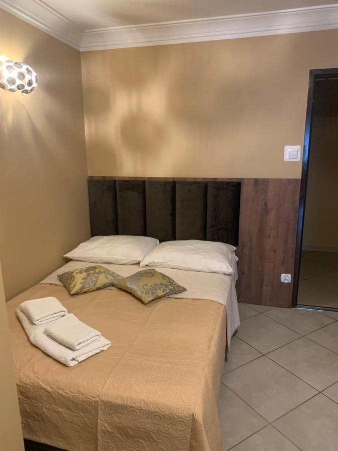 Stratos Bed & Breakfast Leba Ngoại thất bức ảnh
