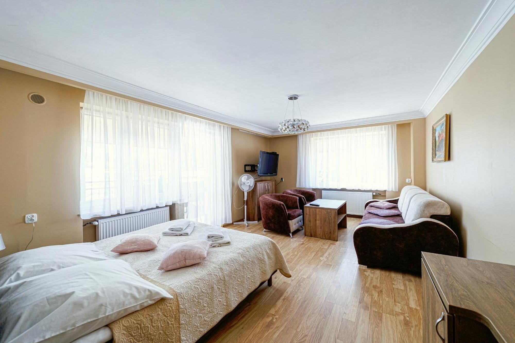 Stratos Bed & Breakfast Leba Ngoại thất bức ảnh