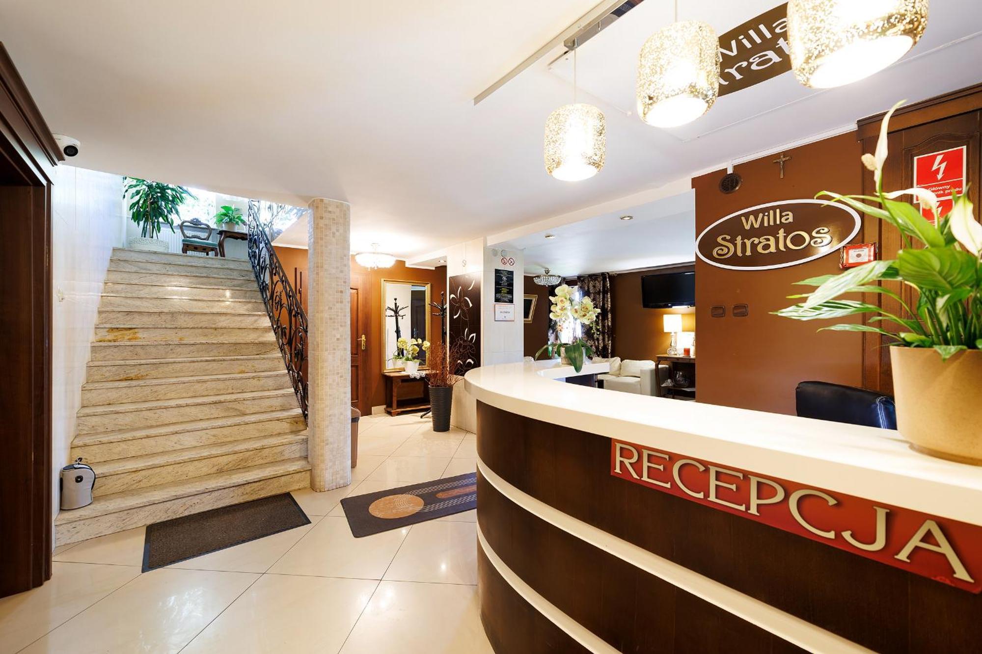 Stratos Bed & Breakfast Leba Ngoại thất bức ảnh