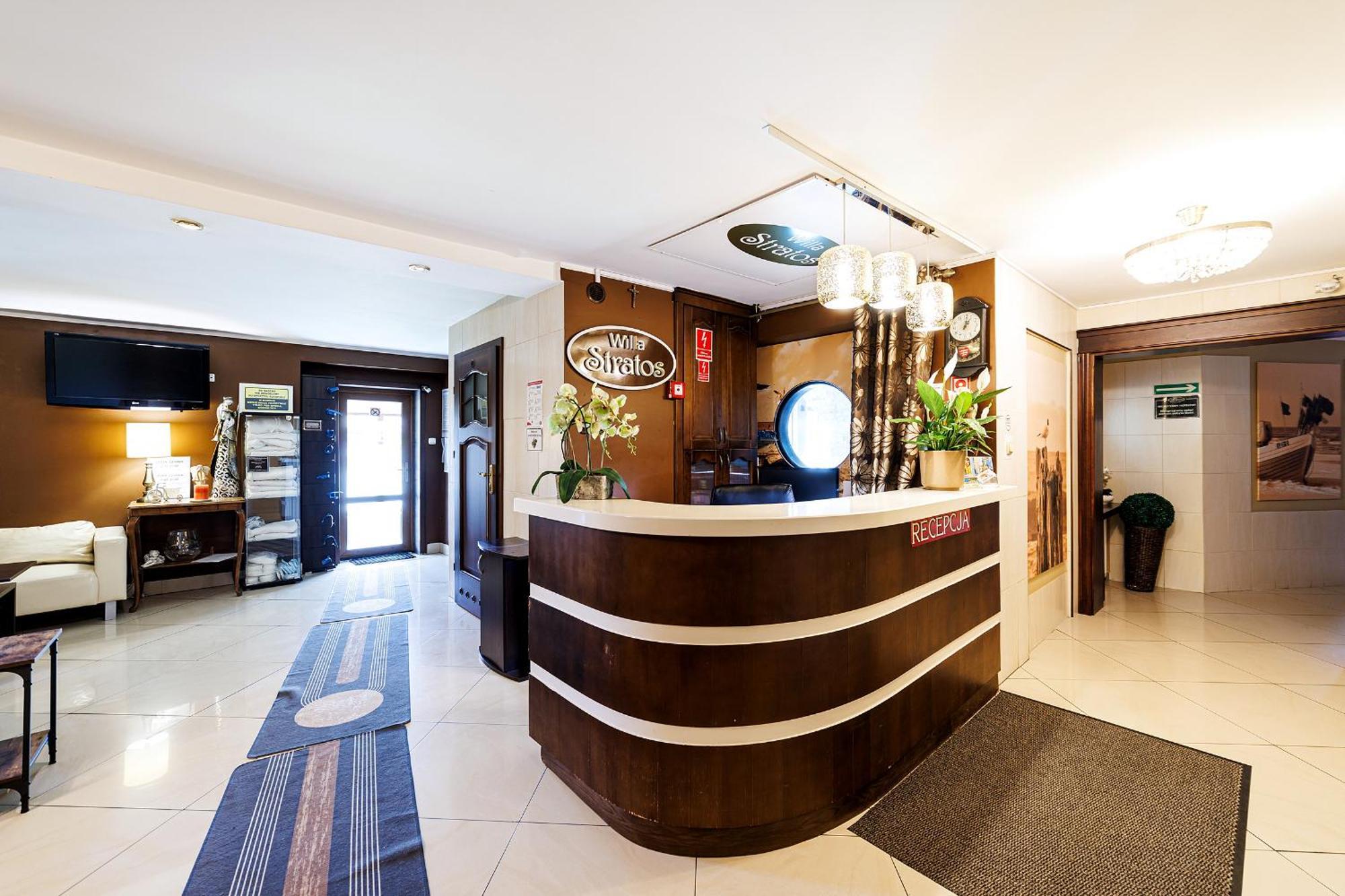 Stratos Bed & Breakfast Leba Ngoại thất bức ảnh