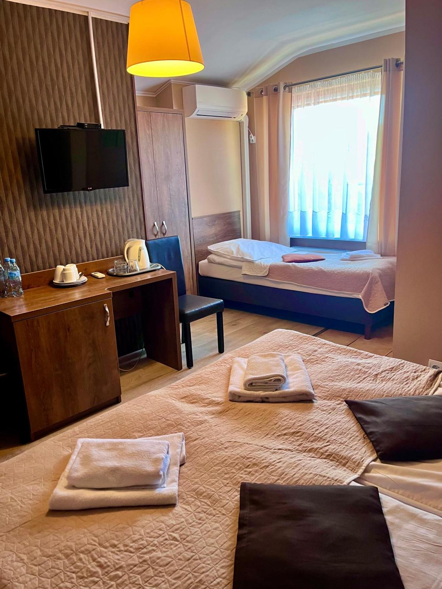 Stratos Bed & Breakfast Leba Ngoại thất bức ảnh
